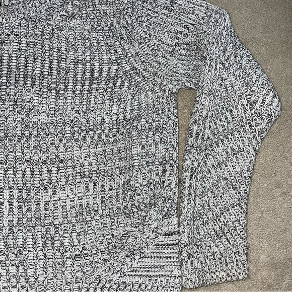 Knit Crewneck - Picture 3 of 3